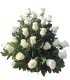 Canasta 24 Rosas Blancas | FloresparaFuneral.cl
